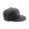 HM™ - SNAPBACK HAT Chrome Logo